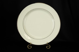 10 inch Dinner Plate, Cream With Gold Trim